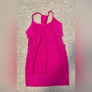 LULULEMON: No Limits Tank